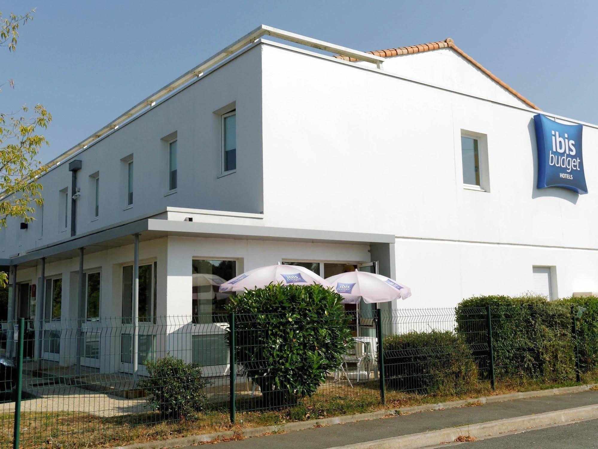 ibis budget Rochefort Buitenkant foto