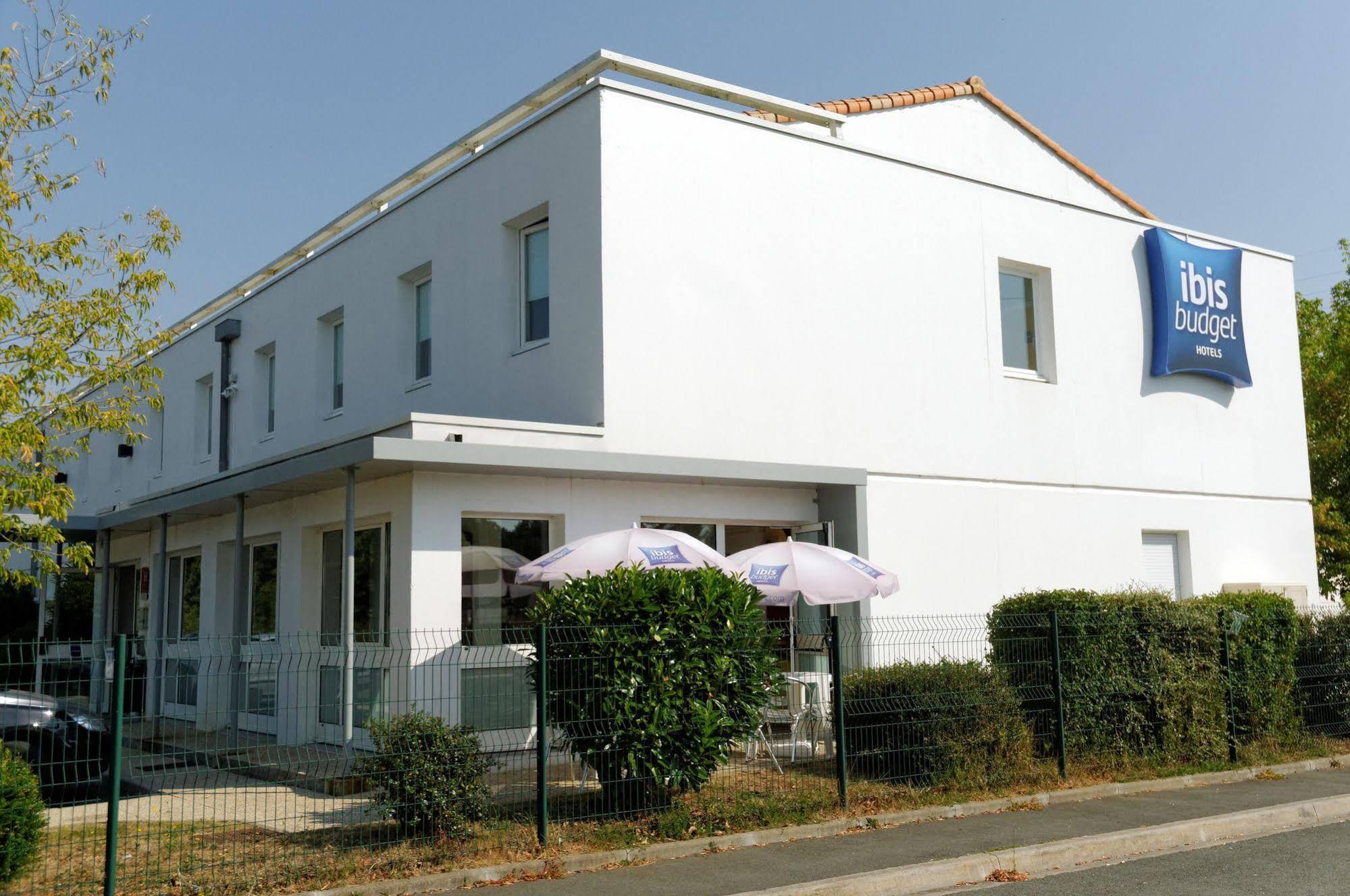 ibis budget Rochefort Buitenkant foto