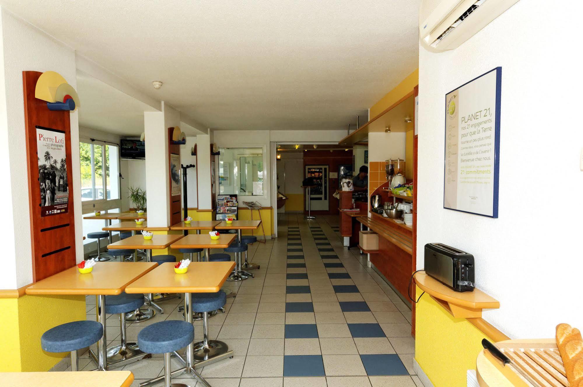 ibis budget Rochefort Buitenkant foto