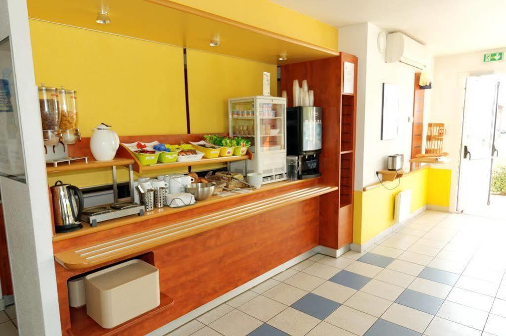ibis budget Rochefort Buitenkant foto